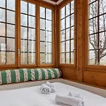 Апартаменты De Famille A Leysin, Charme & Vue *