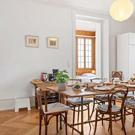 Апартаменты De Famille A Leysin, Charme & Vue Лейсен